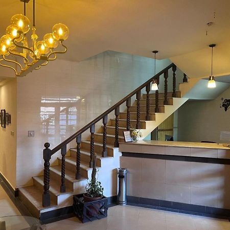 Shelton Hotel Rawalpindi Dış mekan fotoğraf