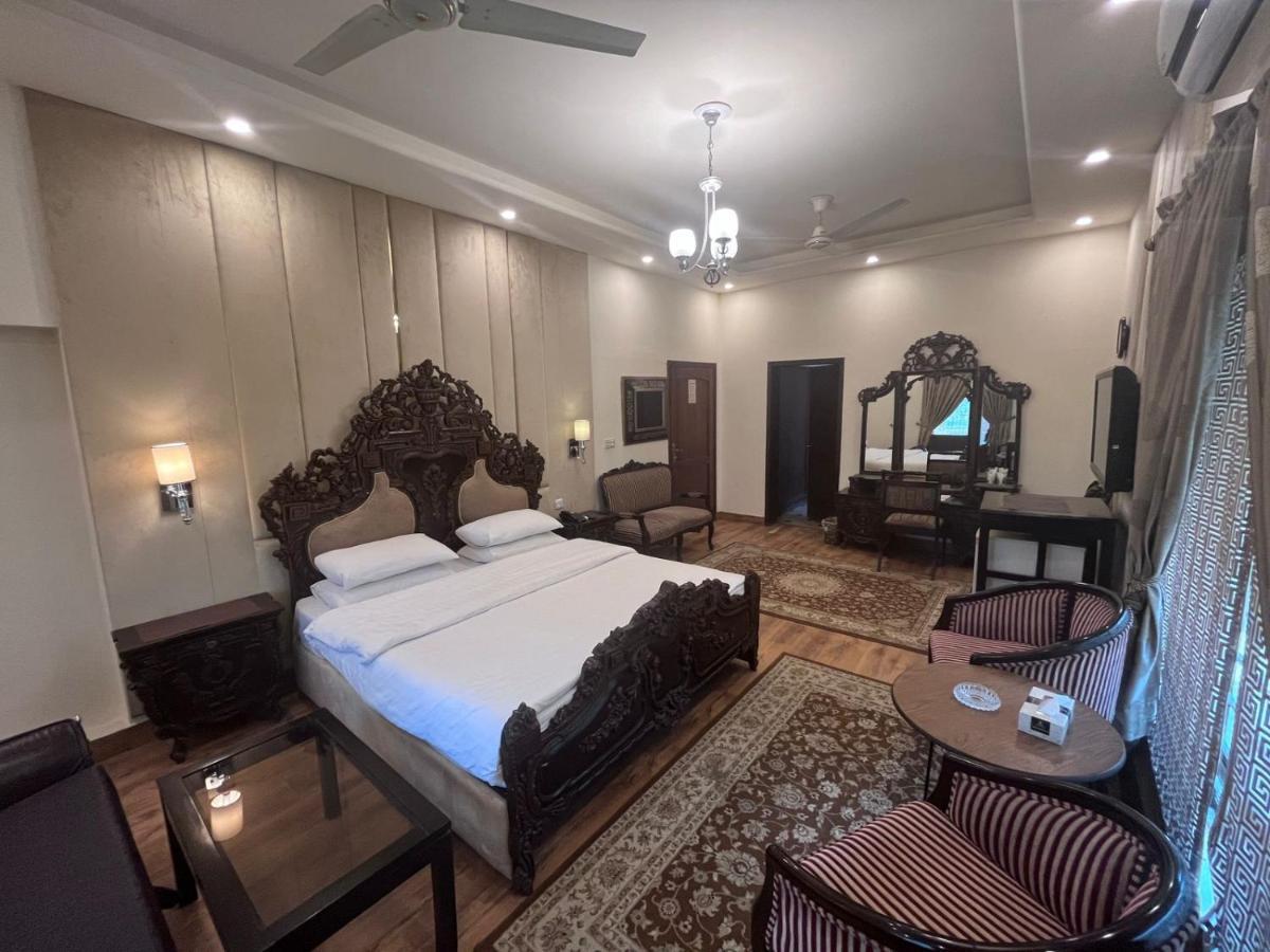 Shelton Hotel Rawalpindi Dış mekan fotoğraf