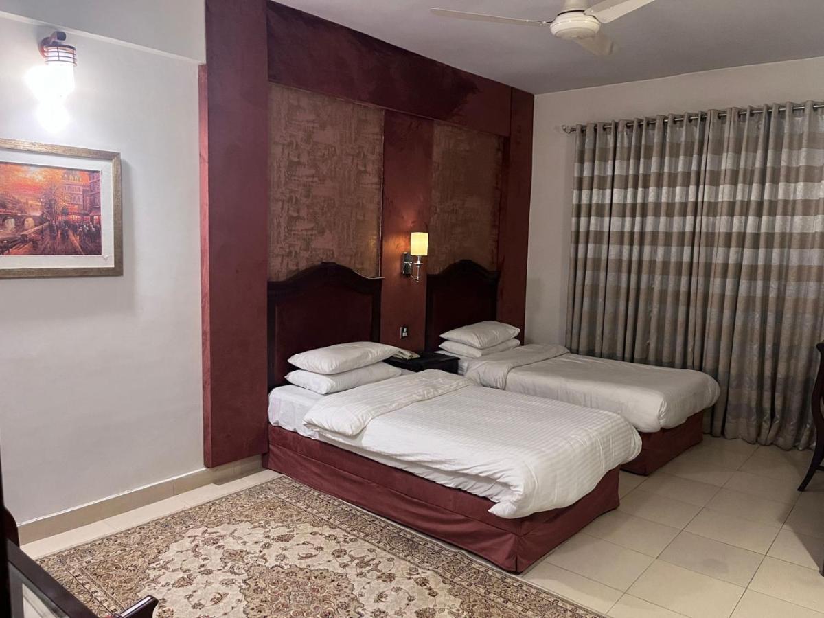 Shelton Hotel Rawalpindi Dış mekan fotoğraf