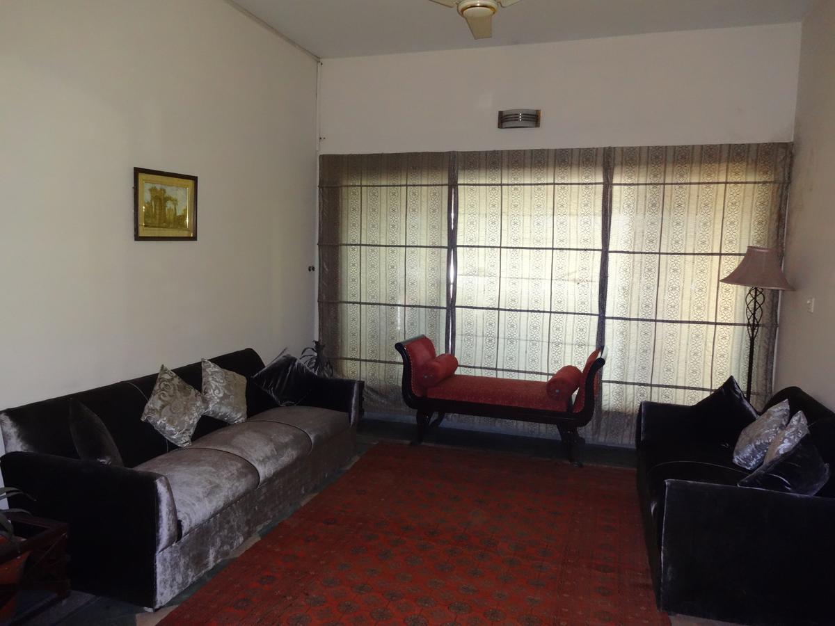 Shelton Hotel Rawalpindi Dış mekan fotoğraf