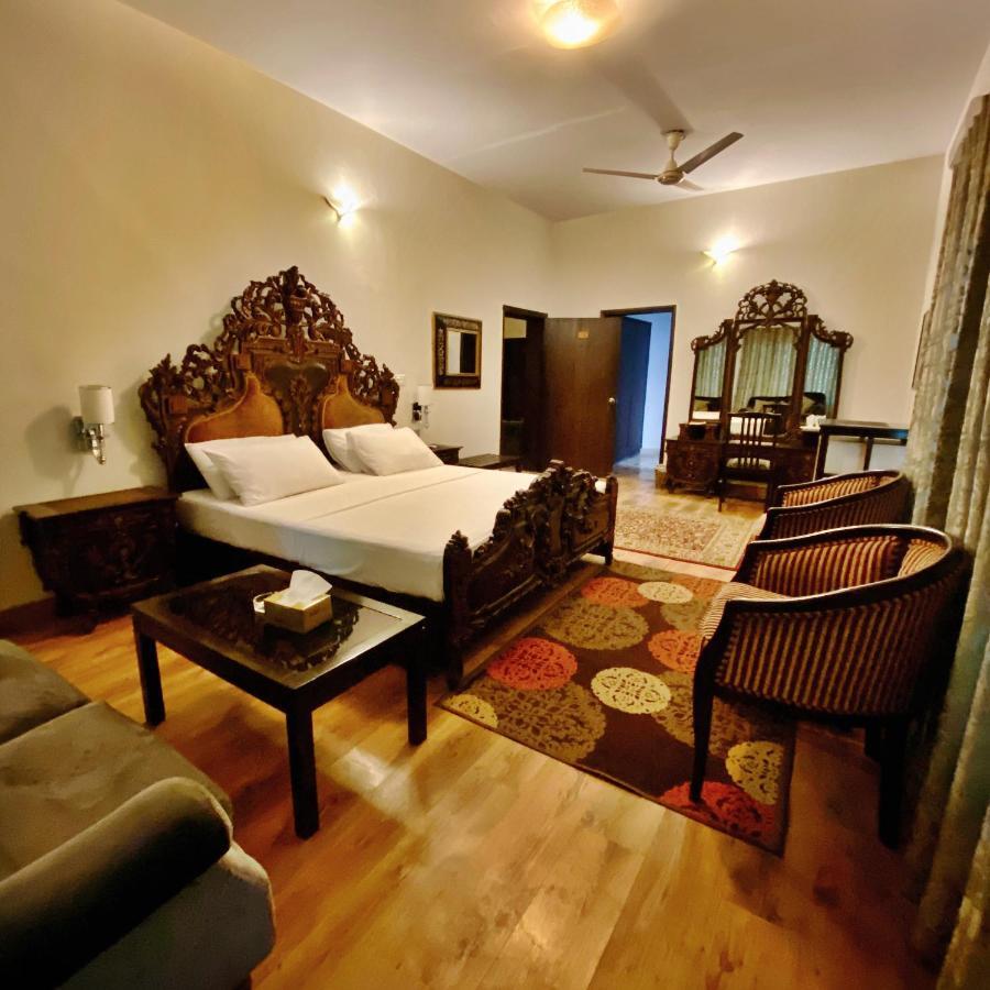 Shelton Hotel Rawalpindi Dış mekan fotoğraf